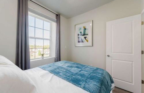 2BR Modern Retreat Near Henry Ford - Foto 12