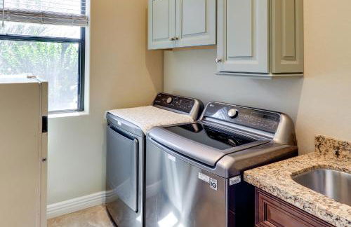 Pool and Golf Access! 55 and Mesa Retreat - Foto 21