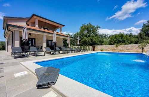 Villa Alves with Private Pool - Foto 1