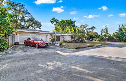 HUGE Outdoor soccer 4BR HEATED Pool house near Las Olas - Foto 17