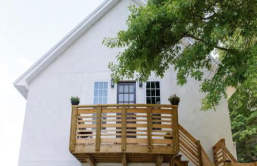 Spacious Carriage House with Park Views Near Frankfort Ave & Downtown - Foto 8