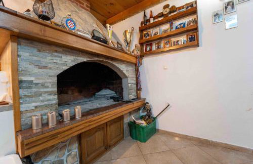 Holiday home “MARKO” with heated pool! - Photo 40
