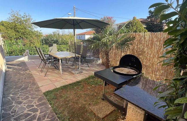 Classic and Modern Umag Apartment With Terrace and BBQ - Foto 25