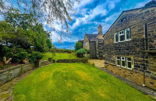 New Hall, Elland - Foto 32