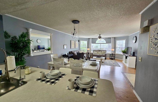 Britannia Village - Photo 13