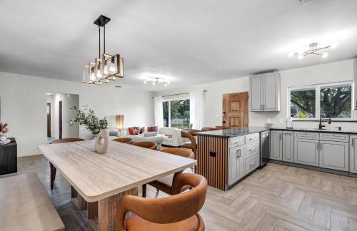 Pickleball fun Family home near Hard Rock Stadium - Foto 12