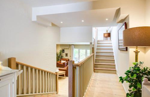 Luxury Home, spectacular grounds, pool & hot tub - Foto 45