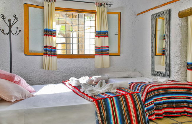 Cuevas El Moral - Foto 20