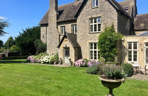 Helmdon House - pool & tennis court, 7 bedrooms - Foto 14