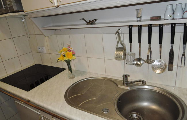 House by Lake Kolczewskie Near Baltic Sea - Photo 7