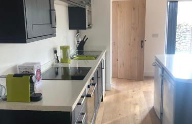 Caretakers Hideaway - Photo 10