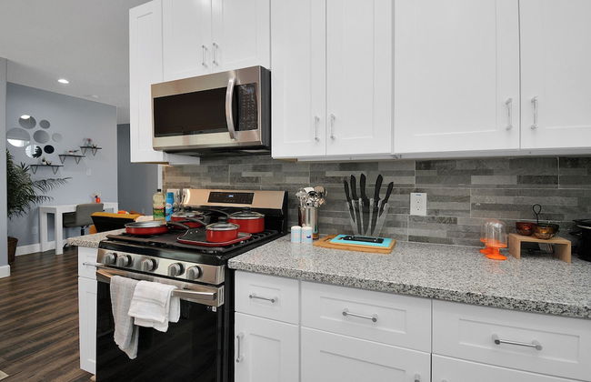 Cozy Retreat Near NRG Stadium, Free parking, Wi Fi - Foto 80