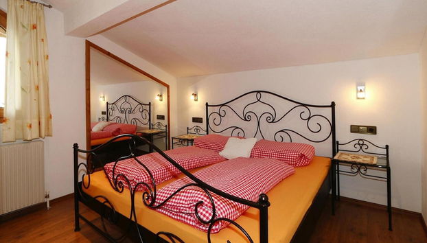 Apartment in Zillertal Near Horbergbahn - Foto 2, Habitación