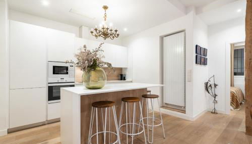 The Velarde Business Suite Super Luxury 2BR Apartment Optimized for Remote Work - Foto 2