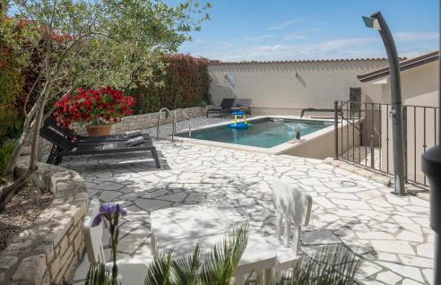 4 Bedroom Gorgeous Home In Nova Vas - Foto 12