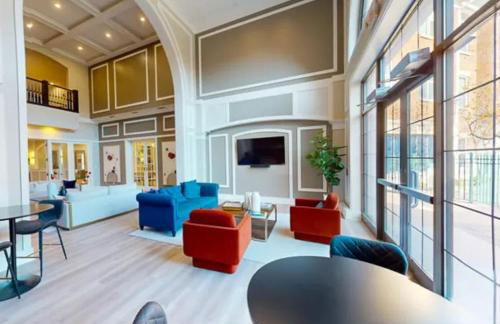 Landing Spectacular 2BD Clubhouse Pool - Foto 34