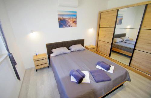 Villa with private pool in village Šišan - Foto 27