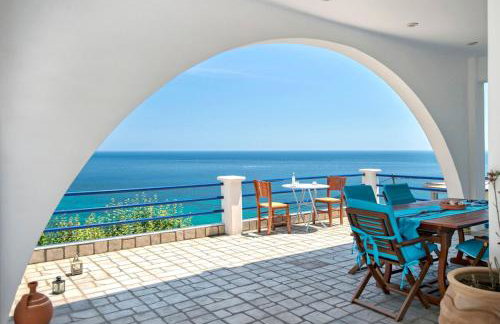 Blue Dream Villa Kymi Evia-Platana Village - Photo 3