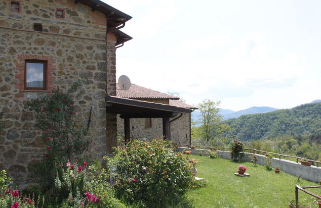 Holiday Home in Mulazzo With Natural Pond - Foto 30