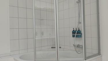 City Apartment Aachen mit TOP Anbindung für 6 Personen - Foto 3, Shower