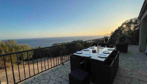Corse villa sea view 180 AC 4 bedeooms sleeps 10 - Foto 4