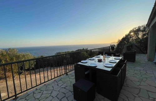 Corse villa sea view 180 AC 4 bedeooms sleeps 10 - Foto 4