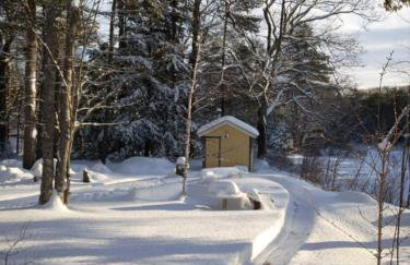 Red Cabin & Sauna on Lake Monomonac - Foto 7