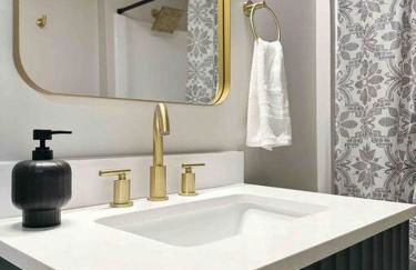 Rotherwood Roost / 2BR/1BA Apartment near UE - Foto 6