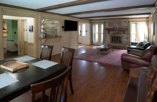 Spacious and quiet 4 bed 3 and a half bath home away from home in Katy Texas - Foto 20