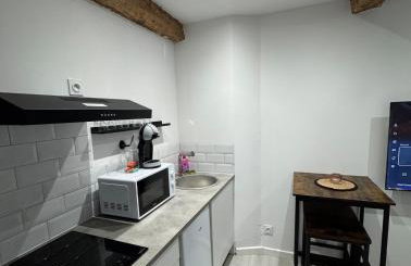 Les Perles de Limoux -Studio Centre Climatiseur Wifi Parking Gratuit - Foto 6