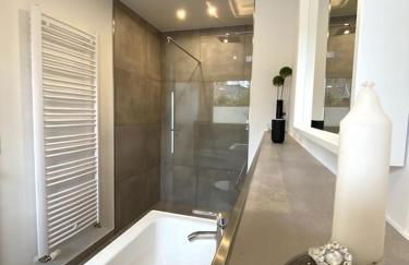 `Achterdeck` moderne & hochwertige Hausscheibe in Sackgassenlage! - Foto 10