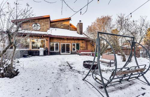 Hike, Ski and Soak! Spacious Anchorage Getaway - Foto 34