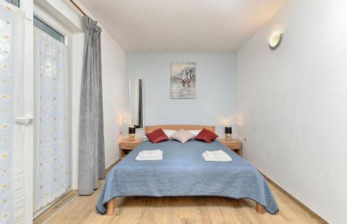 Spacious apartment with garden - Foto 13