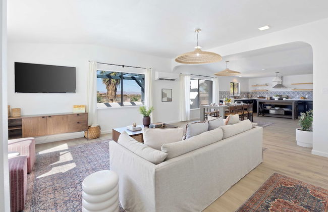 Carmella by Avantstay Modern Jtree Home w/ Large Outdoor Area! - Foto 2