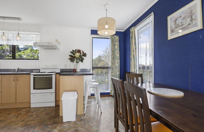 Family 3BR Home with Netflix&Fenced Yard - Foto 9