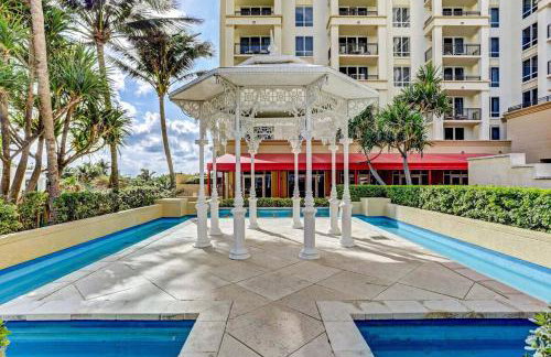 2B Beachfront condo! Pool! Games! 15 mins to PBI! - Foto 23
