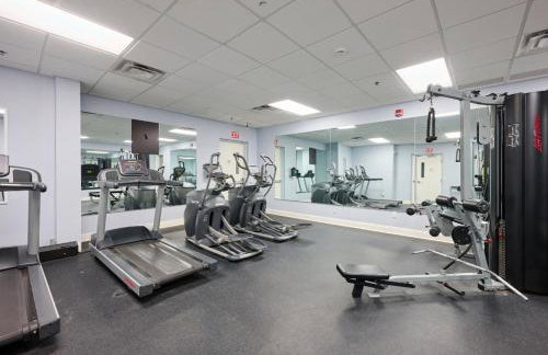 East 225 I Modern Studio in Downtown Rochester - Foto 44