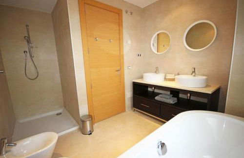 Spacious apartment with 3 pools & gym - Foto 22