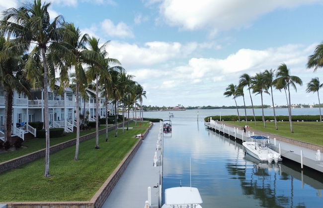 Waterfront Luxury Villa With Sunset Views And Boat Slip 3 Bedroom Townhouse by RedAwning - Foto 44