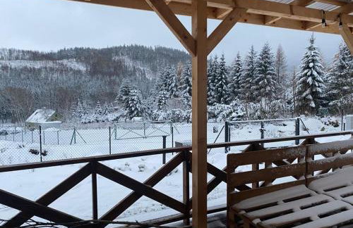 Górskie Formy - drewniany dom w górach z balią - Foto 31