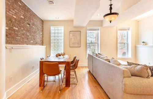 The Brick House Wooster Sq at Yale with Skyline Deck and WD - Foto 1