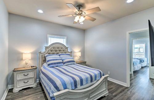 Group Getaway with Deck, Steps to Crystal Beach! - Foto 26