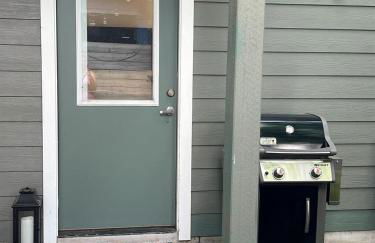 Luxe 2023NewBuild Entire home with 3BR 7BDs Ideal for Long Winter Stays, Outdoor, Central - Foto 30