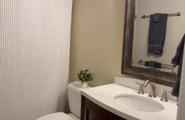 Whitefish Home, 3 BED 2 BATH, Sleeps 7, Hot Tub, AC - Foto 12