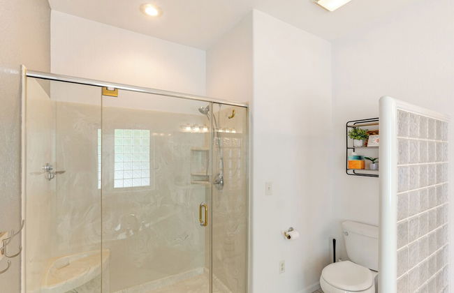 Lakeside Gravois Mills Home w/ Boat Slip + 4 Decks - Foto 73