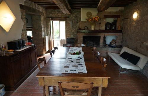 Antico Casale in pietra con Piscina privata - Photo 11