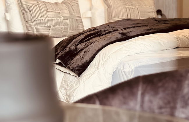 The Median Apartments - Photo 15