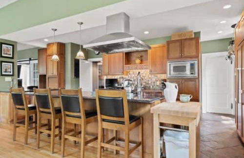 Majestic Family Home in Saratoga New York - Photo 4