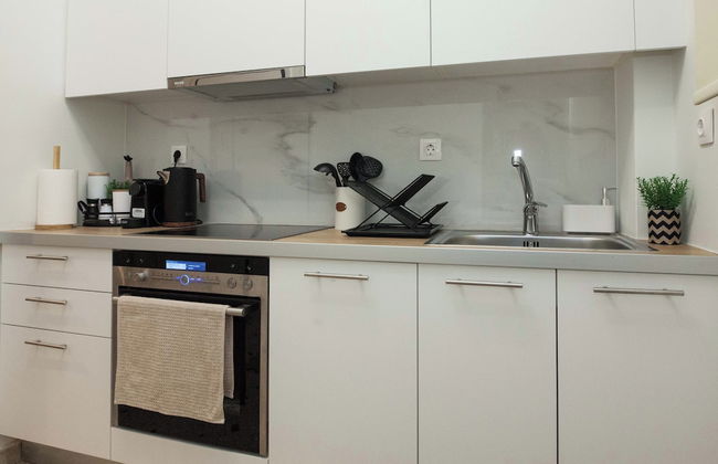 Fresh Urban Apt with Balcony in Zografou - Foto 14