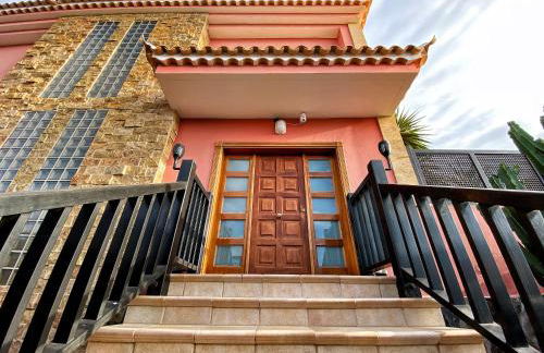 Luxury 5 star Villa Violetta with amazing sea view, jacuzzi and heated pool - Foto 69